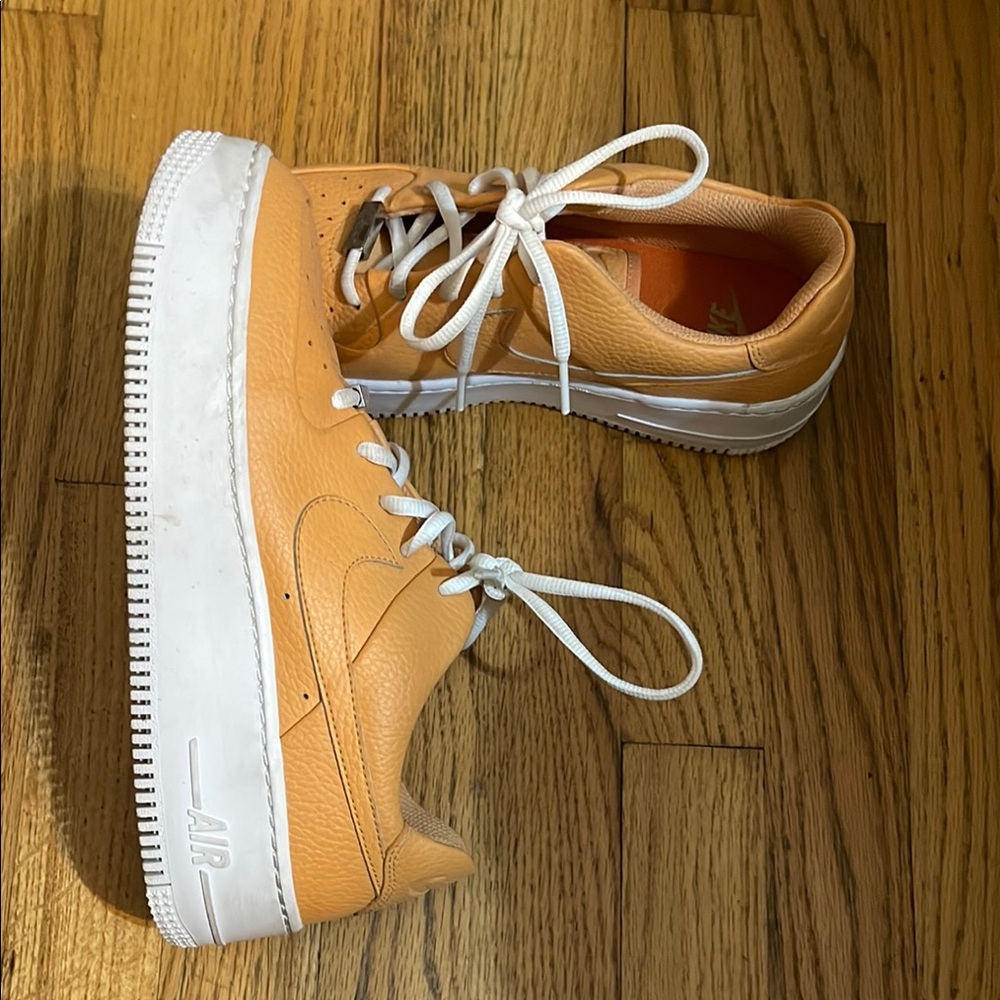 Nike Air Force 1 Low in Orange and White